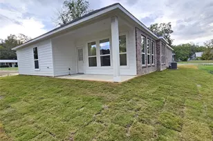 202 E 1st N St, Kaufman, TX 75142 - Photo 21