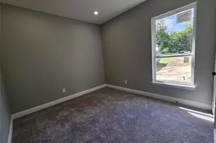 202 E 1st N St, Kaufman, TX 75142 - Photo 19