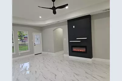 202 E 1st North Street, Kaufman, TX 75142 - Photo 9