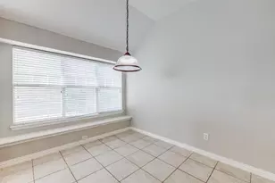 2771 Waterway Dr, Grand Prairie, TX 75054 - Photo 9