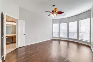 2771 Waterway Dr, Grand Prairie, TX 75054 - Photo 11