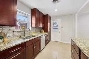 9632 Lanward Dr, Dallas, TX 75238 - Photo 13