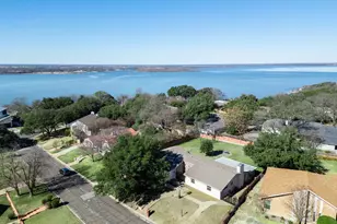 5819 Mt Rockwood Cir, Waco, TX 76710 - Photo 37