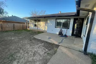 5070 N Tierney Ct N, Fort Worth, TX 76112 - Photo 9