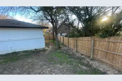 5070 N Tierney Court N, Fort Worth, TX 76112 - Photo 17