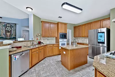 1320 Westmont Drive, McKinney, TX 75072 - Photo 11