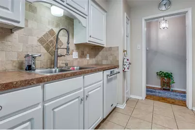 2717 Partridge Avenue, Arlington, TX 76017 - Photo 13