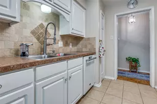 2717 Partridge Ave, Arlington, TX 76017 - Photo 13