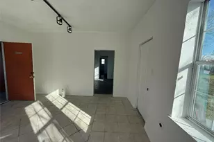 2518 McLemore Ave, Fort Worth, TX 76111 - Photo 3