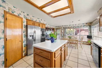 712 Foxmoor Court, Highland Village, TX 75077 - Photo 11