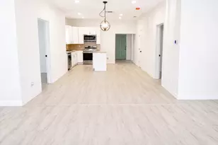 811 W Day St, Denison, TX 75020 - Photo 1