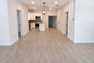 811 W Day St, Denison, TX 75020 - Photo 3