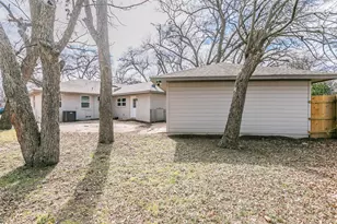 2753 Larkspur Ln, Dallas, TX 75233 - Photo 37