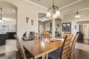 250 Parker Oaks Ln, Weatherford, TX 76087 - Photo 5