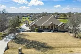 250 Parker Oaks Ln, Weatherford, TX 76087 - Photo 3