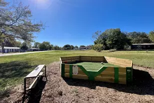 304 Wildwind St, Gun Barrel City, TX 75156 - Photo 25