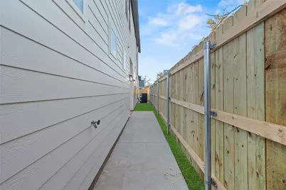 1709 & 1711 Garden Drive, Dallas, TX 75215 - Photo 35