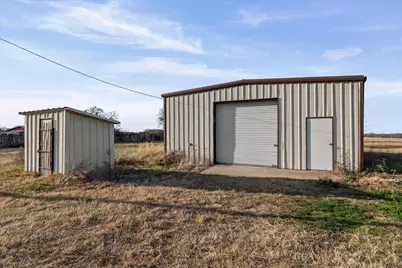 1127 Leroy Parkway, Elm Mott, TX 76640 - Photo 3