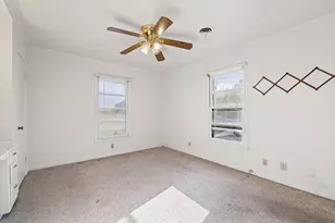 1127 Leroy Pkwy, Elm Mott, TX 76640 - Photo 23