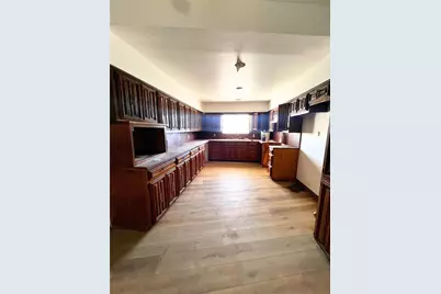 133 E Park Row Drive, Arlington, TX 76010 - Photo 9