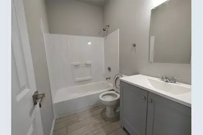 914 N Rockwall Avenue, Terrell, TX 75160 - Photo 7