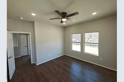 914 N Rockwall Avenue, Terrell, TX 75160 - Photo 13