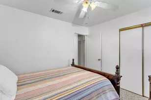 10419 Blackjack Oaks Dr, Dallas, TX 75227 - Photo 15