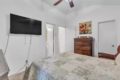 10419 Blackjack Oaks Drive, Dallas, TX 75227 - Photo 17