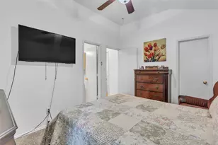 10419 Blackjack Oaks Dr, Dallas, TX 75227 - Photo 17