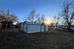 600 E Mesquite St, Nocona, TX 76255 - Photo 13