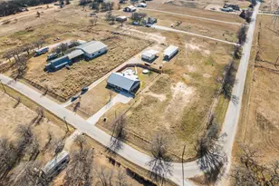 2366 Co Rd 1370, Alvord, TX 76225 - Photo 39