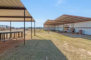 2366 Co Rd 1370, Alvord, TX 76225 - Photo 37