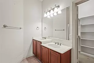 200 Chimney Rock Dr, Waxahachie, TX 75167 - Photo 21