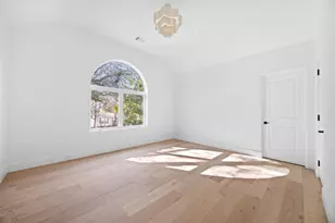 8730 Rexford Dr, Dallas, TX 75209 - Photo 27