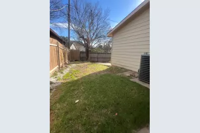 10636 Wessex Drive, Dallas, TX 75217 - Photo 15