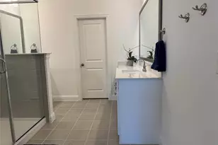 7039 Granbury Ln, Grand Prairie, TX 75054 - Photo 13