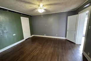 805 Prairie Ave, Cleburne, TX 76033 - Photo 25