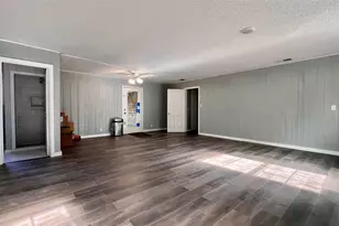 2522 N Hughes Ave, Fort Worth, TX 76103 - Photo 19