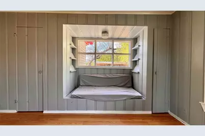 2522 N Hughes Avenue, Fort Worth, TX 76103 - Photo 11