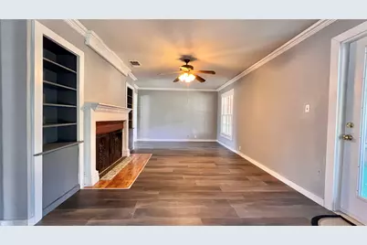 2522 N Hughes Avenue, Fort Worth, TX 76103 - Photo 7