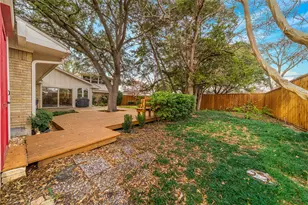 3825 Echo Brook Ln, Dallas, TX 75229 - Photo 37