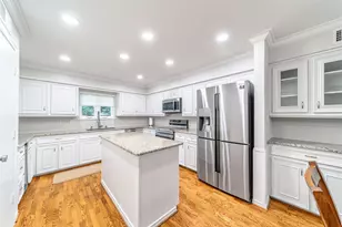 3825 Echo Brook Ln, Dallas, TX 75229 - Photo 11