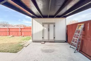 2044 Talon Dr, Lewisville, TX 75077 - Photo 9