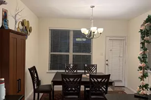 4353 Annesley Ln, Irving, TX 75062 - Photo 9