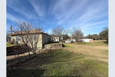 609 E Henry, Hamilton, TX 76531 - Photo 31