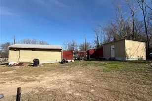 609 E Henry, Hamilton, TX 76531 - Photo 35