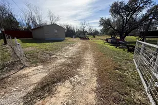 609 E Henry, Hamilton, TX 76531 - Photo 37