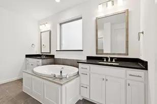 1401 Earles Ct, Mansfield, TX 76063 - Photo 11