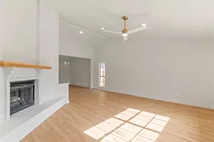 2301 Sharpshire Ln, Arlington, TX 76014 - Photo 5