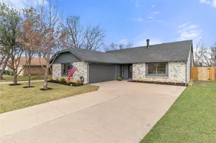 2301 Sharpshire Ln, Arlington, TX 76014 - Photo 1
